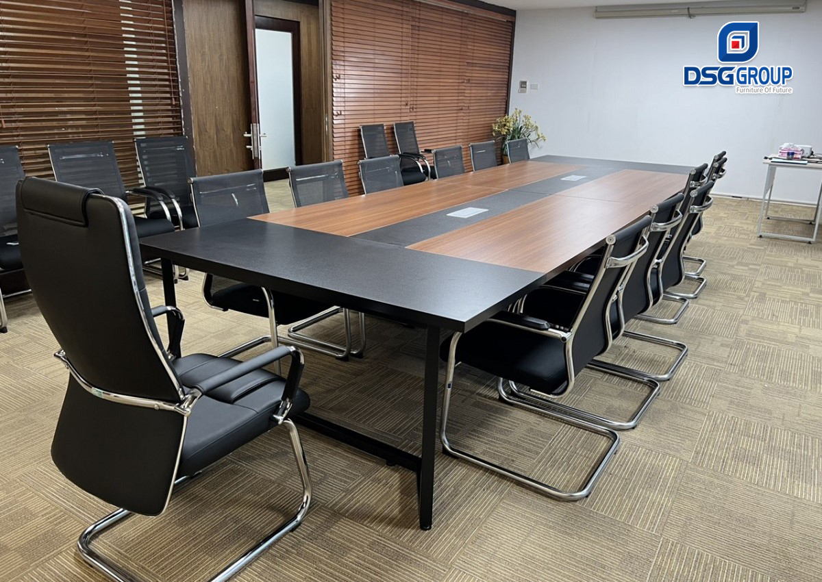 Bàn họp hiện đại BHCS06-4