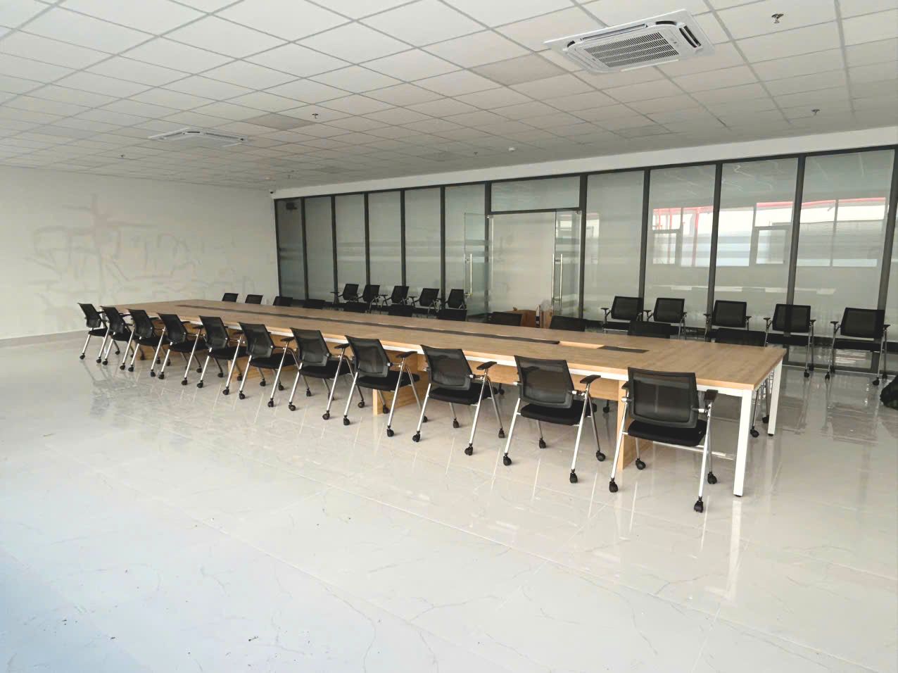 Ghế họp lưới GL402XM-2