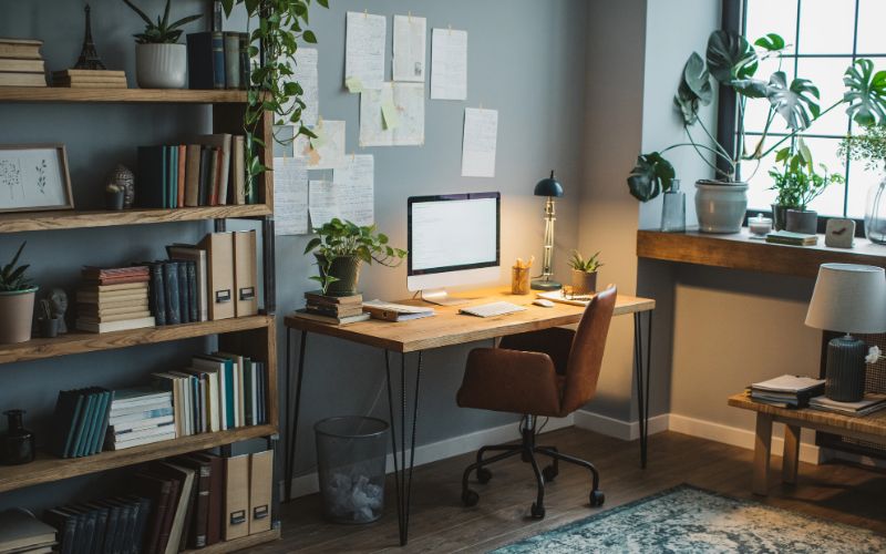 Bố trí bàn tại văn phòng làm việc