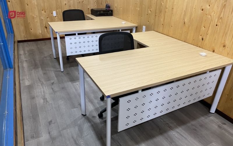 HRP160C7Y1 - mẫu bàn tiện lợi đơn giản