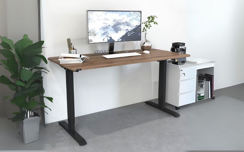 Đối với bàn nâng hạ điện kiểm tra nguồn điện & an toàn