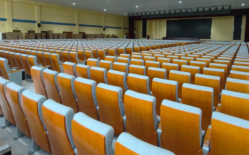 Ghế hội trường là gì?