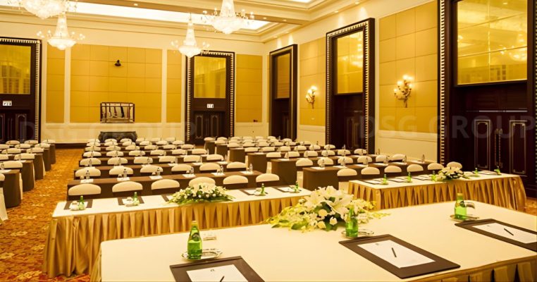 Mẫu Khăn Trải Bàn Phòng Họp Sang Trọng