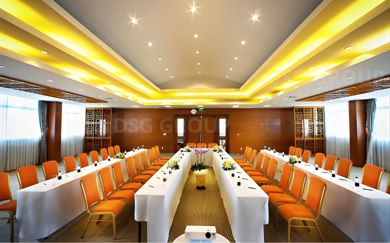 Về màu sắc và kiểu dáng
