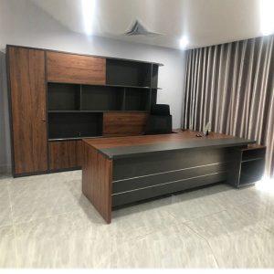 Bàn lãnh đạo BOSS68
