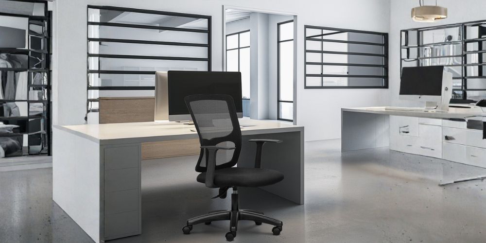 Ghế M1021 - 02 với thiết kế chuẩn công thái học tối ưu trãi nghiệm người ngồi