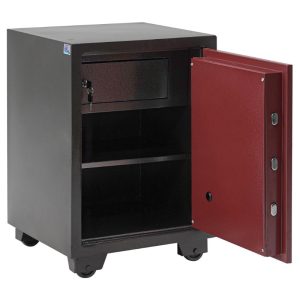 Két sắt UN62DT06 mặt mở cửa